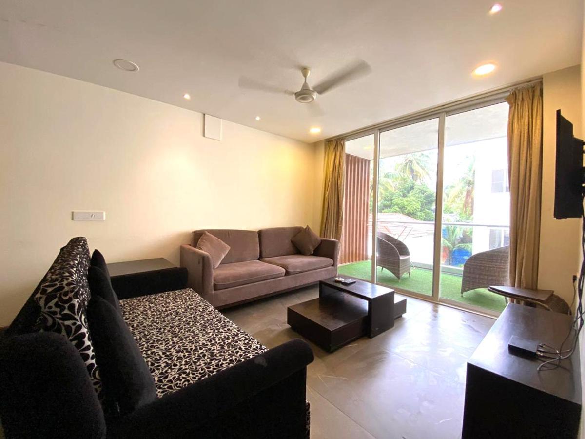 Aarju Luxurious Wave Appartamento Calangute Esterno foto