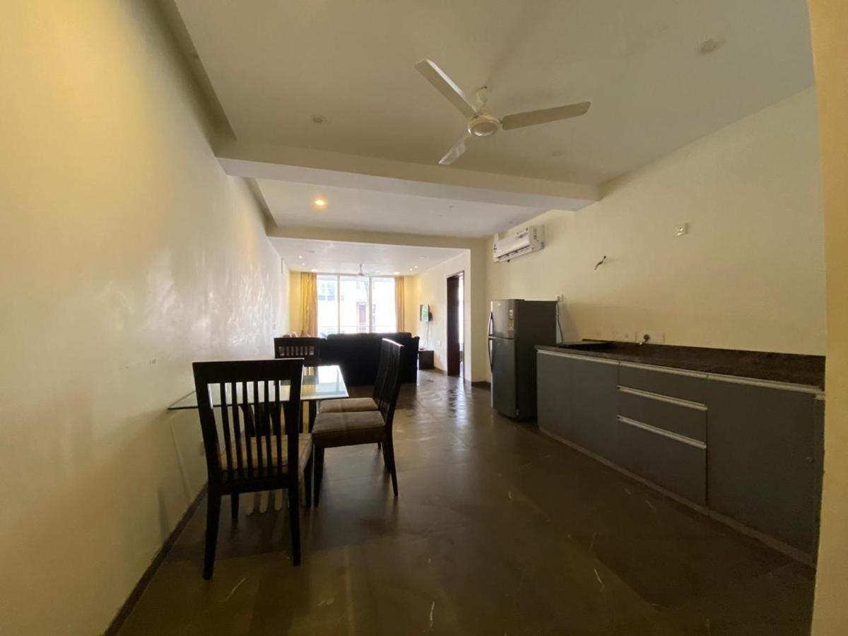 Aarju Luxurious Wave Appartamento Calangute Esterno foto