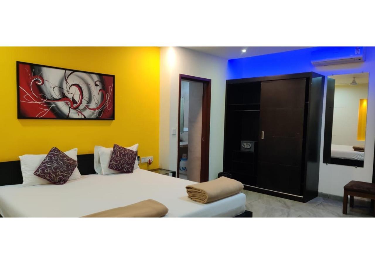 Aarju Luxurious Wave Appartamento Calangute Esterno foto