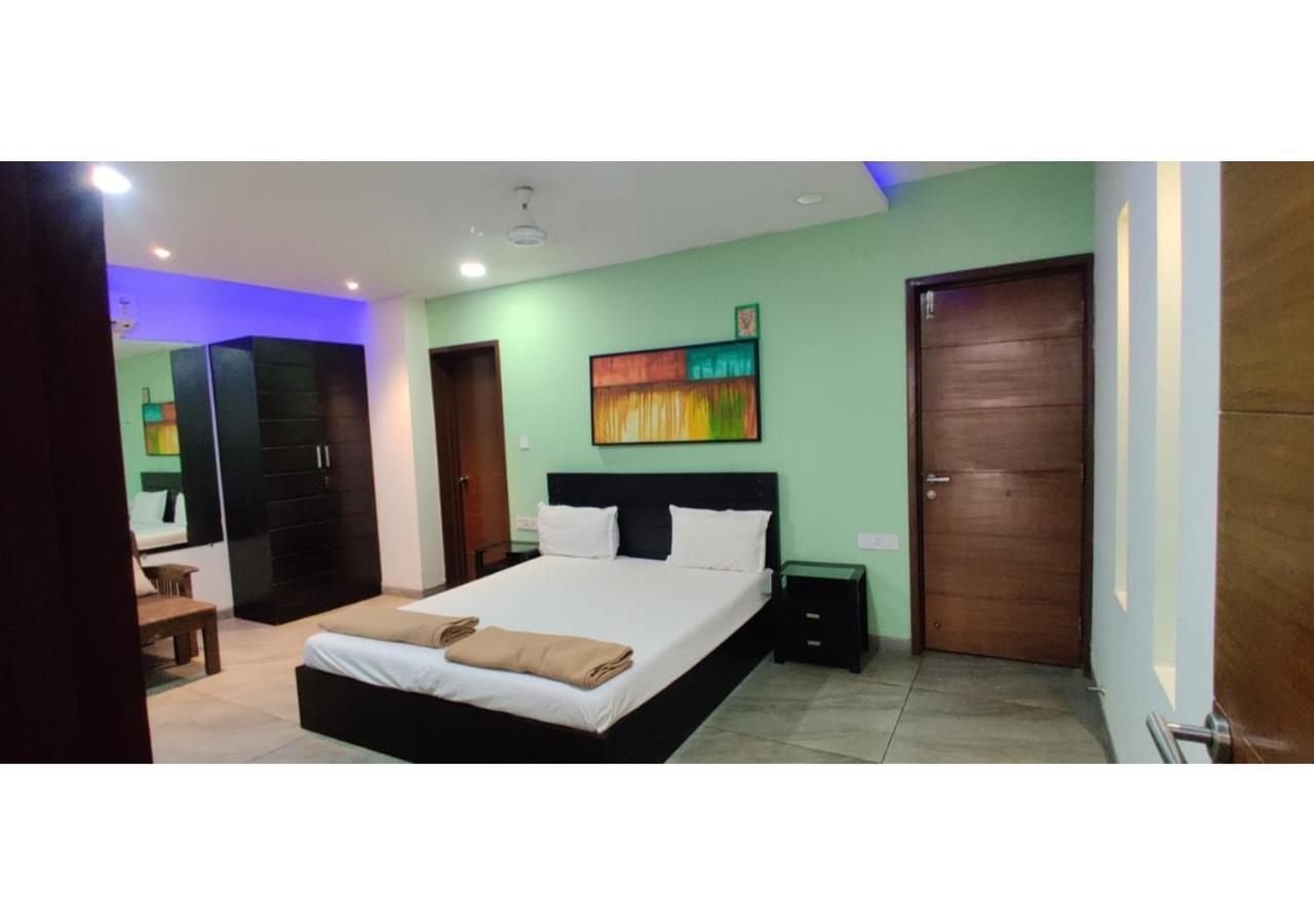Aarju Luxurious Wave Appartamento Calangute Esterno foto