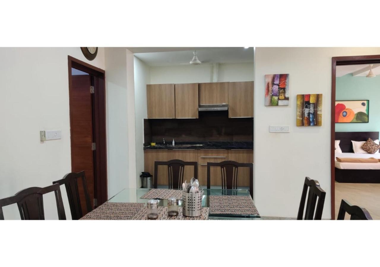 Aarju Luxurious Wave Appartamento Calangute Esterno foto