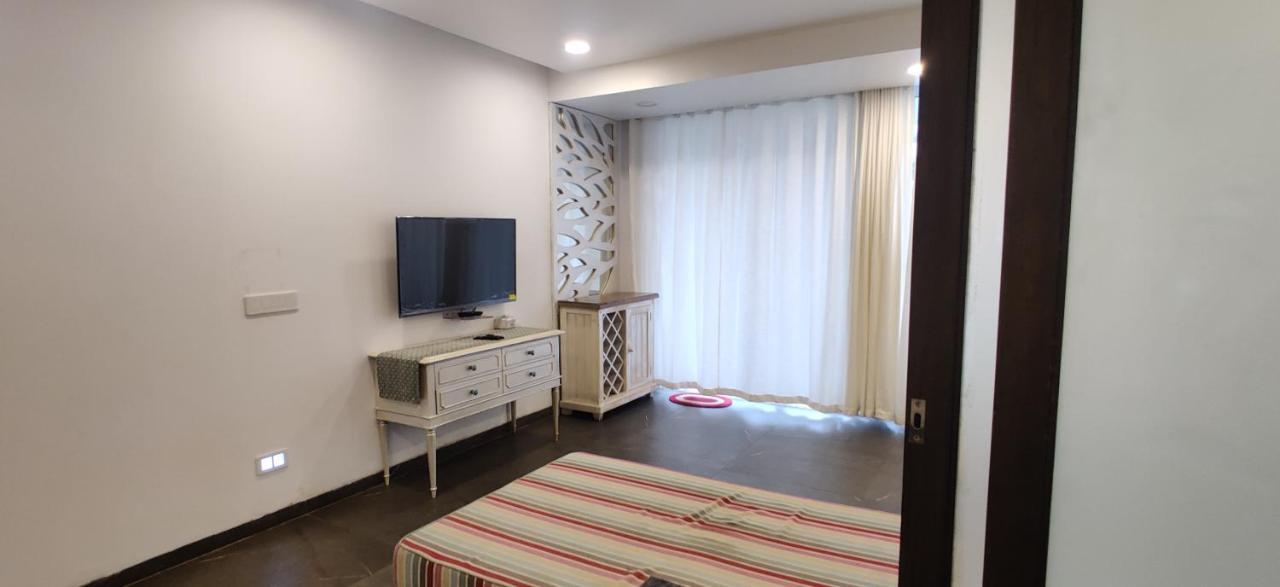 Aarju Luxurious Wave Appartamento Calangute Esterno foto