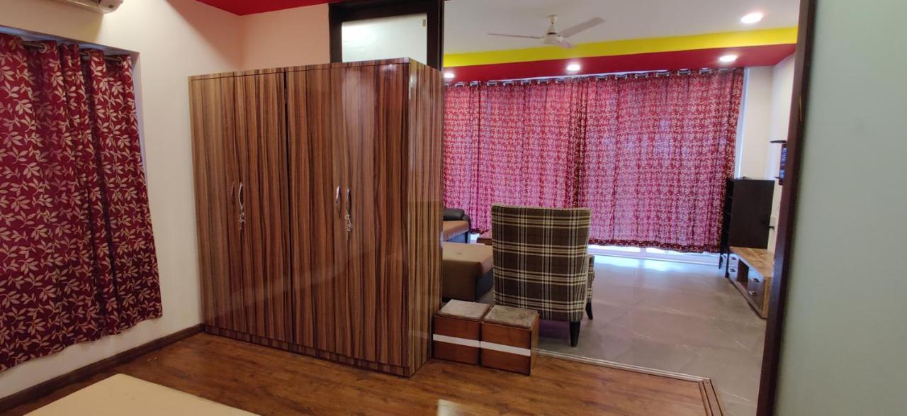Aarju Luxurious Wave Appartamento Calangute Esterno foto