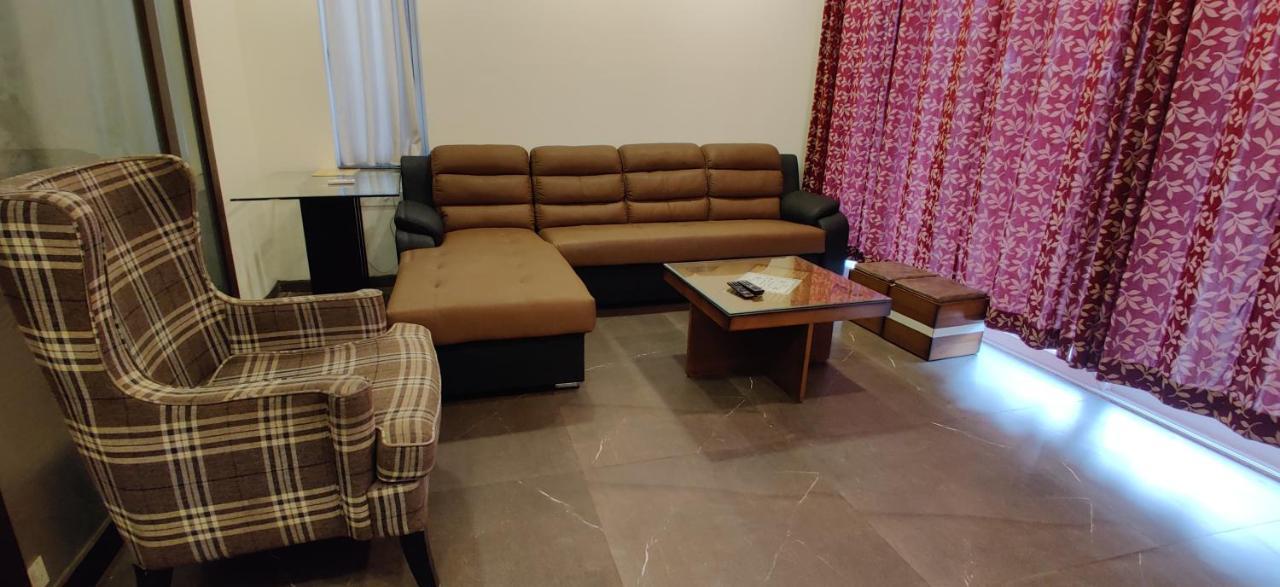 Aarju Luxurious Wave Appartamento Calangute Esterno foto