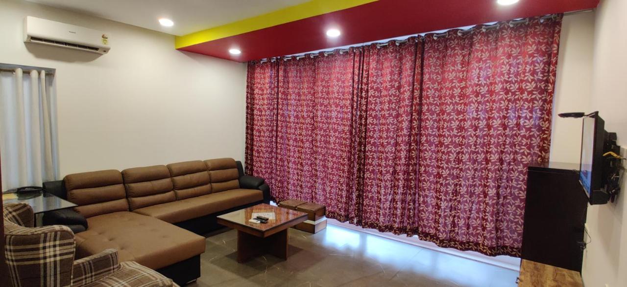 Aarju Luxurious Wave Appartamento Calangute Esterno foto