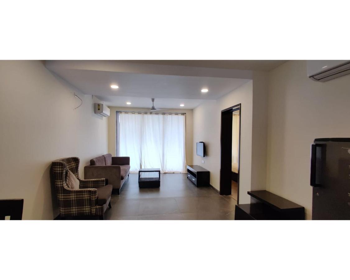 Aarju Luxurious Wave Appartamento Calangute Esterno foto