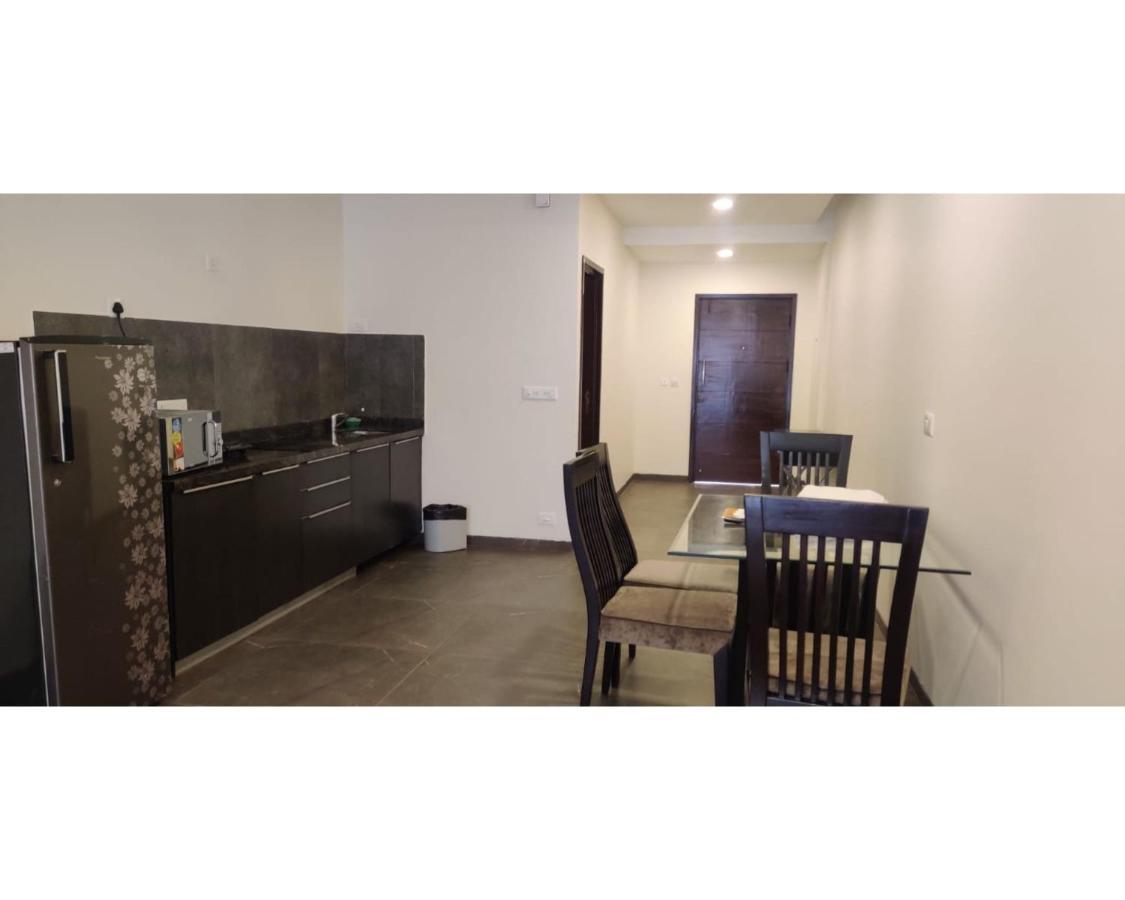 Aarju Luxurious Wave Appartamento Calangute Esterno foto