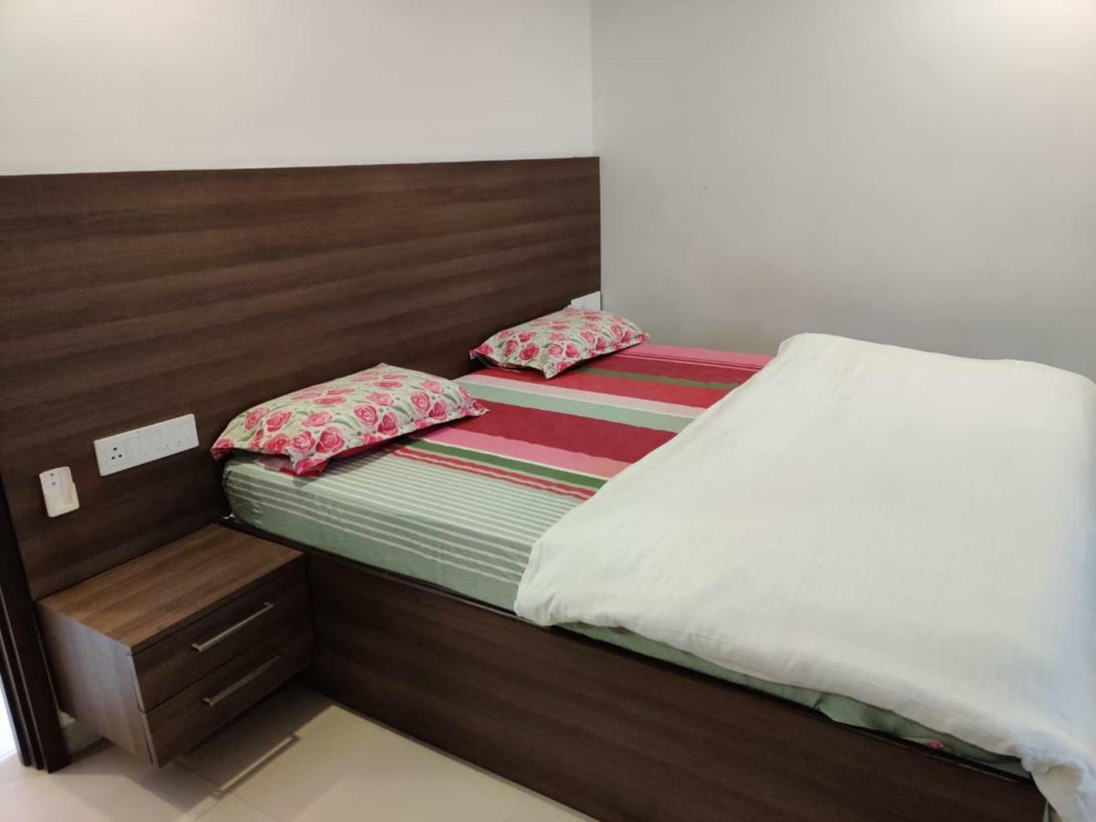Aarju Luxurious Wave Appartamento Calangute Esterno foto